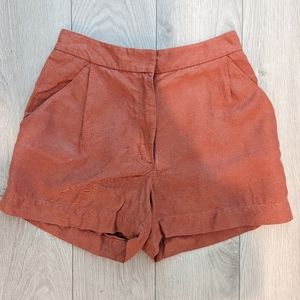 Aritzia Wilfred Fable Linen short 3inch in a rusty red colour size 4